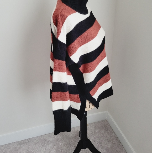 DKNY Striped High-Low Hem Sweater - Picture 7 of 10